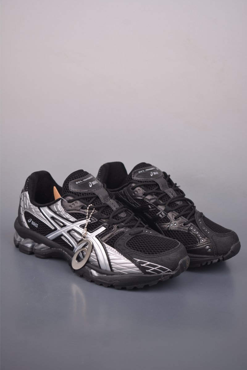 Asics Gel-Kahana Nimbus Y2K