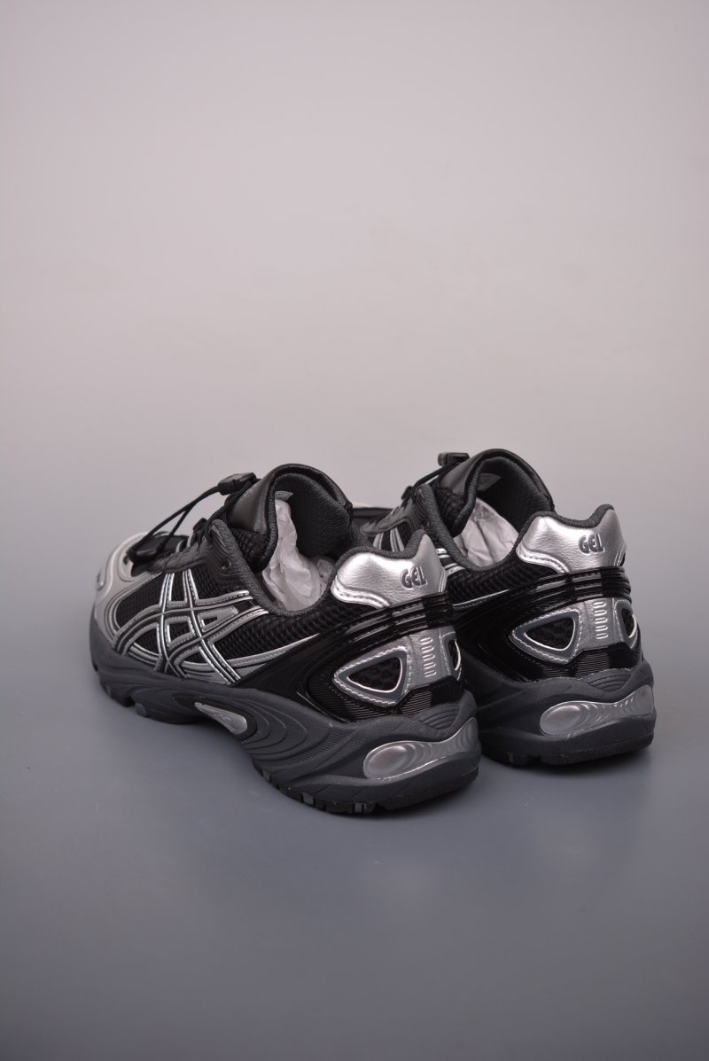 Asics Gel-Kahana TR V4 view