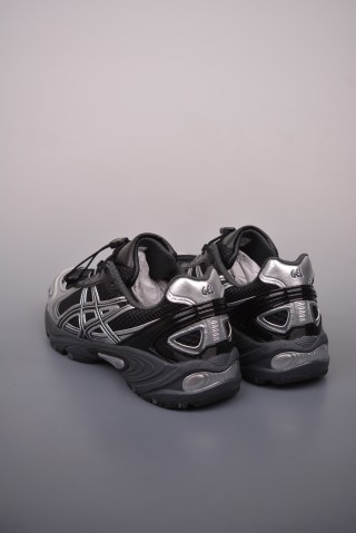 Asics Gel-Kahana TR V4 view 2