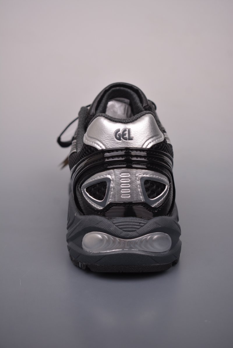 Asics Gel-Kahana TR V4 view