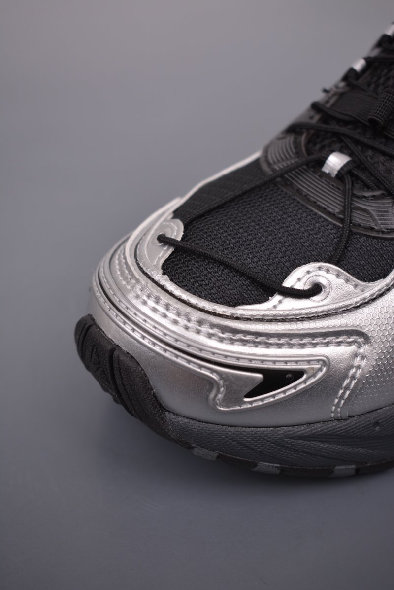 Asics Gel-Kahana TR V4 view