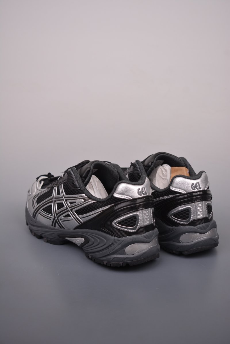 Asics Gel-Kahana TR V4 view