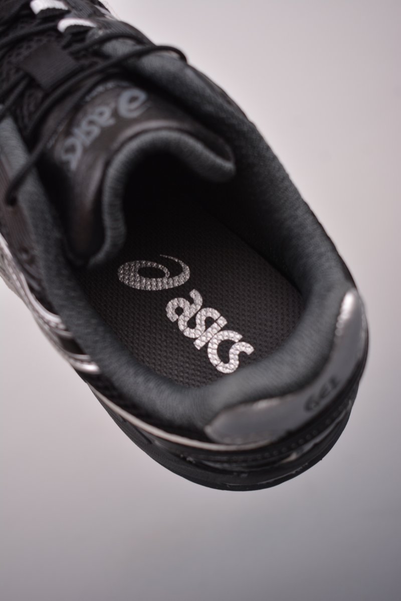 Asics Gel-Kahana TR V4 view