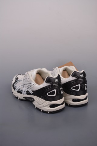 Asics Gel-Kahana TR V4 view 2