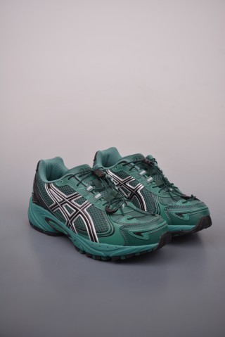 Asics Gel-Kahana TR V4 view 1