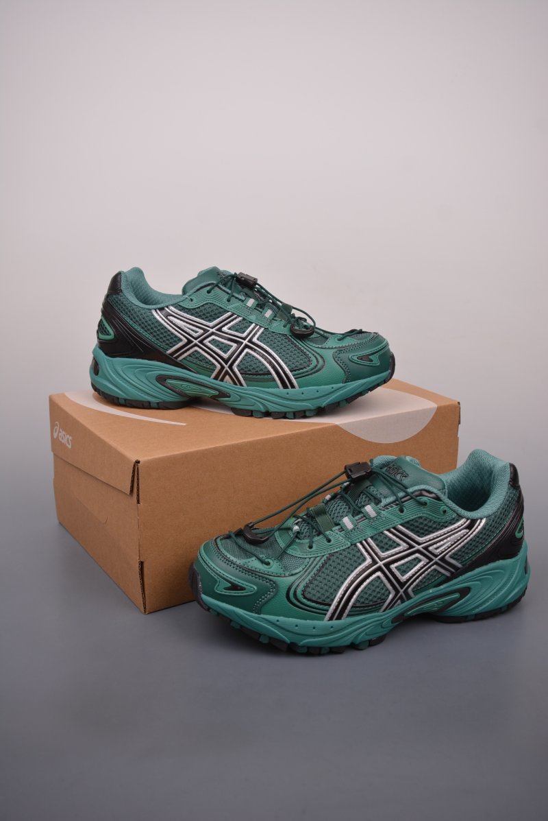 Asics Gel-Kahana TR V4 view