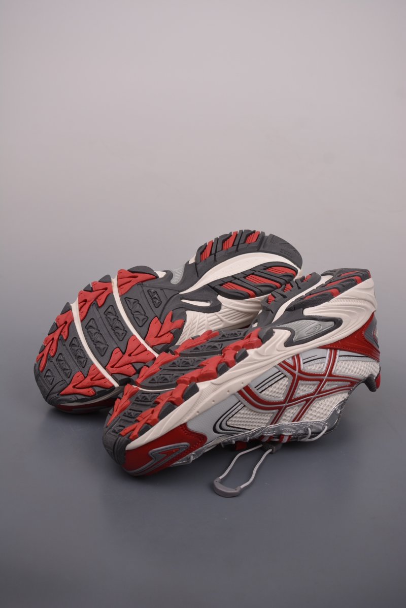 Asics Gel-Kahana TR V4 view