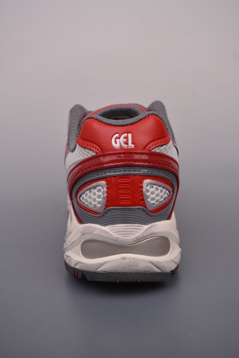 Asics Gel-Kahana TR V4 view