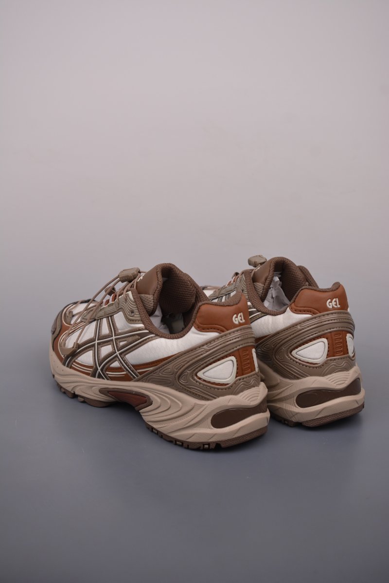 Asics Gel-Kahana TR V4 view