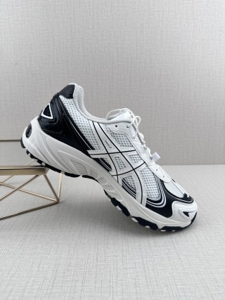 Asics Gel-Kahana TR V4 'Black / White / Grey' view 2