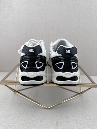 Asics Gel-Kahana TR V4 'Black / White / Grey' view 5