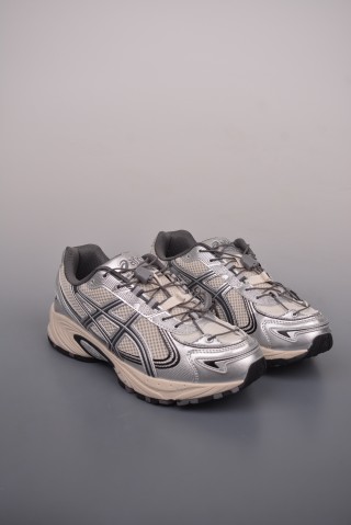 Asics Gel-Kahana TR V4 view 1