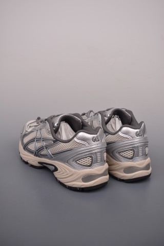 Asics Gel-Kahana TR V4 view 2