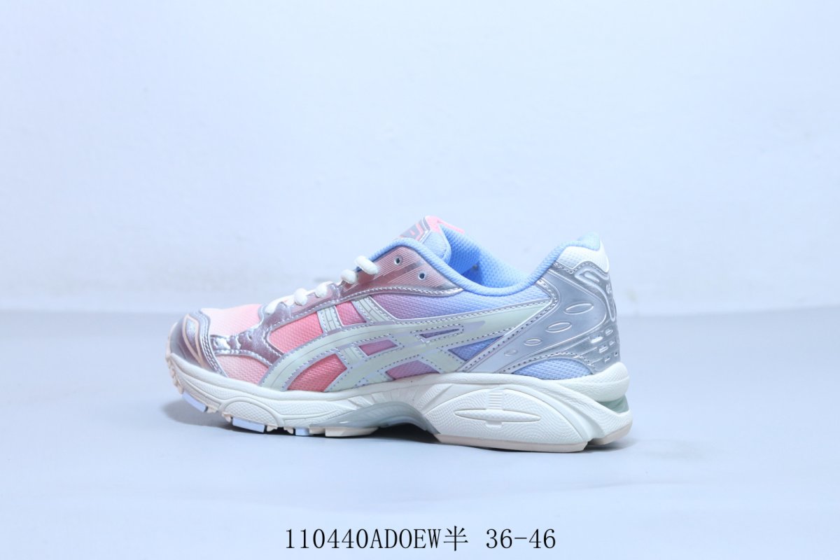 Asics Gel-Kayano 14 view