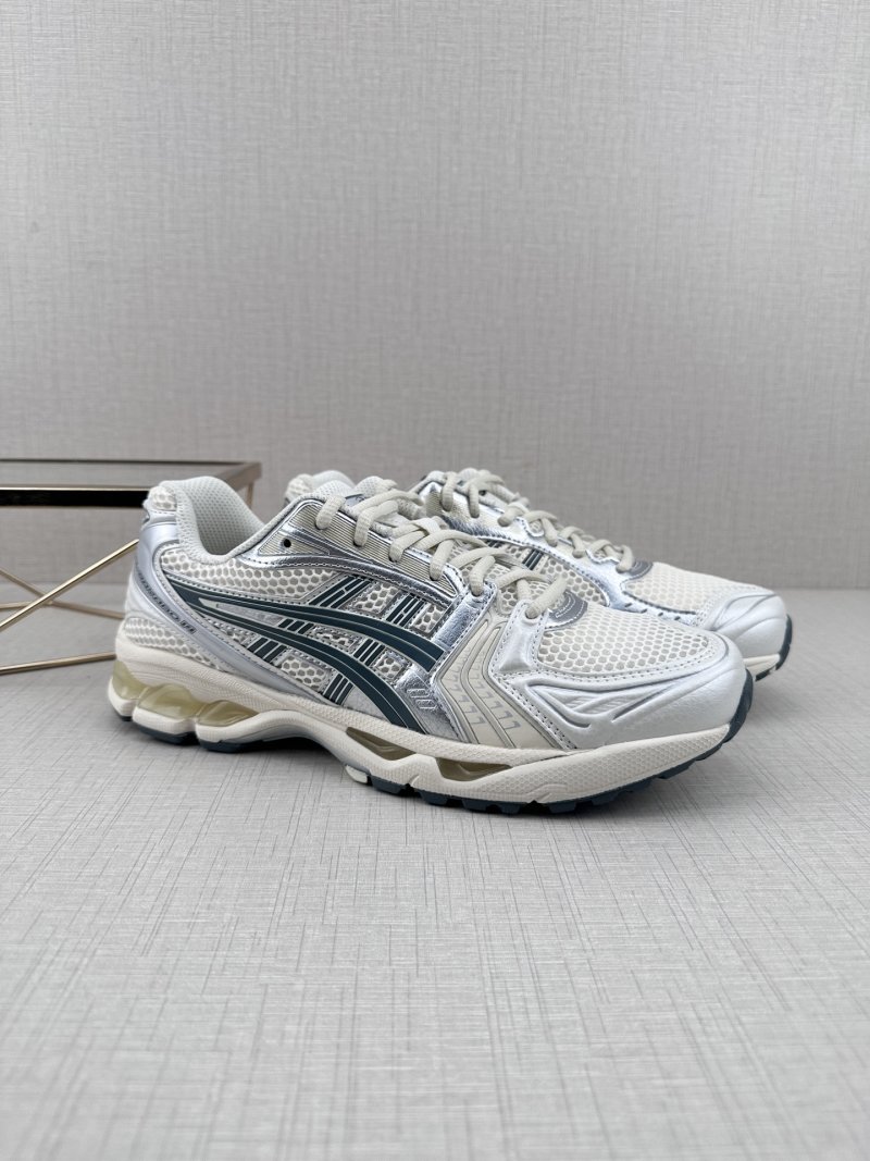 Asics Gel-Kayano 14 view