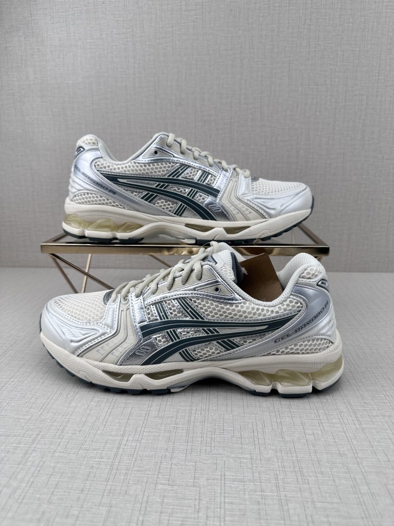 Asics Gel-Kayano 14 view