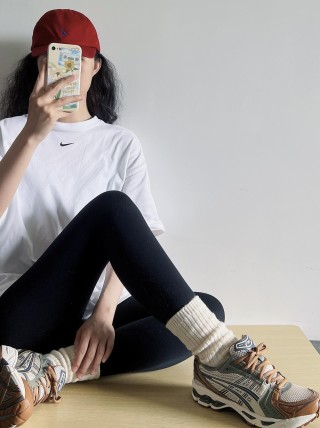 Asics Gel-Kayano 14 view 4