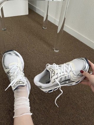 Asics Gel-Kayano 14 view 5