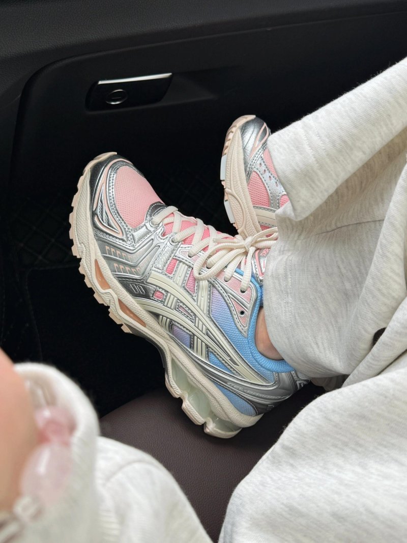 Asics Gel-Kayano 14
