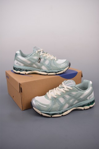 Asics Gel-Kayano 12.1 view 5