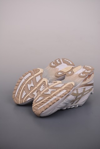 Asics Gel-Kayano 14 view 3
