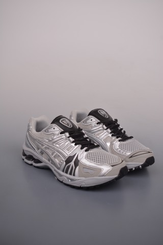 Asics Gel-Kayano Legacy view 1