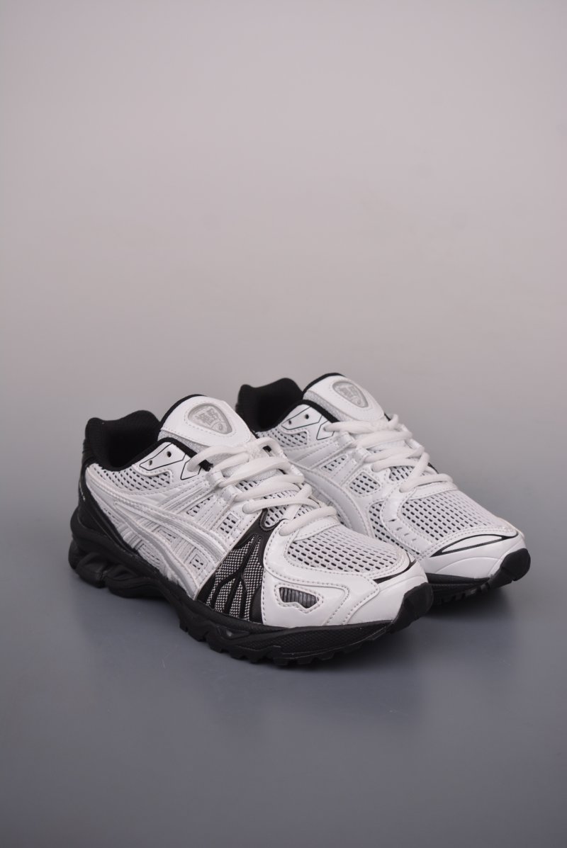 Asics Gel-Kayano Legacy view