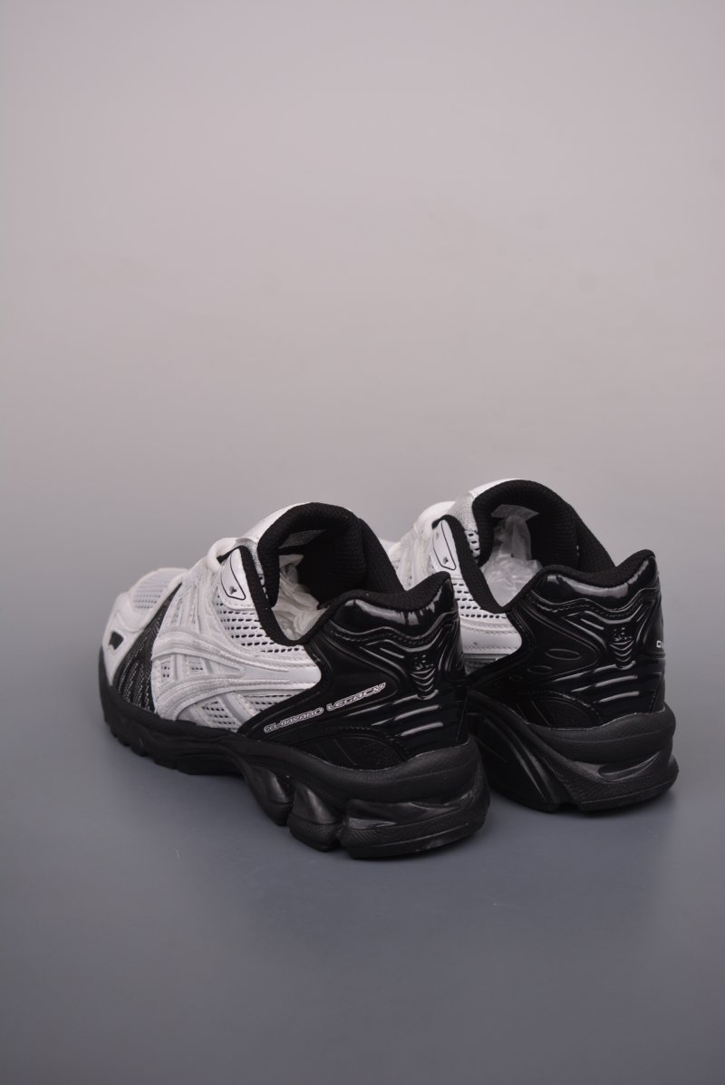 Asics Gel-Kayano Legacy view