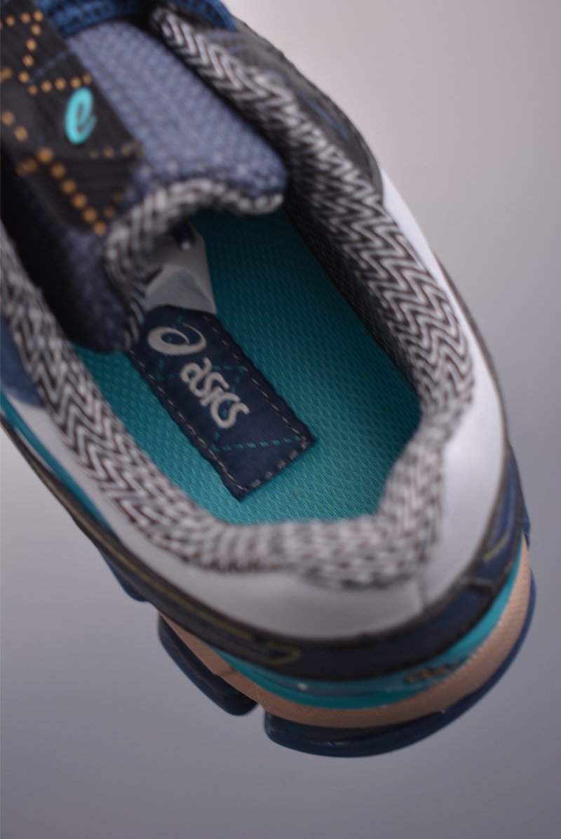 Asics Gel-Kinetic Fluent view