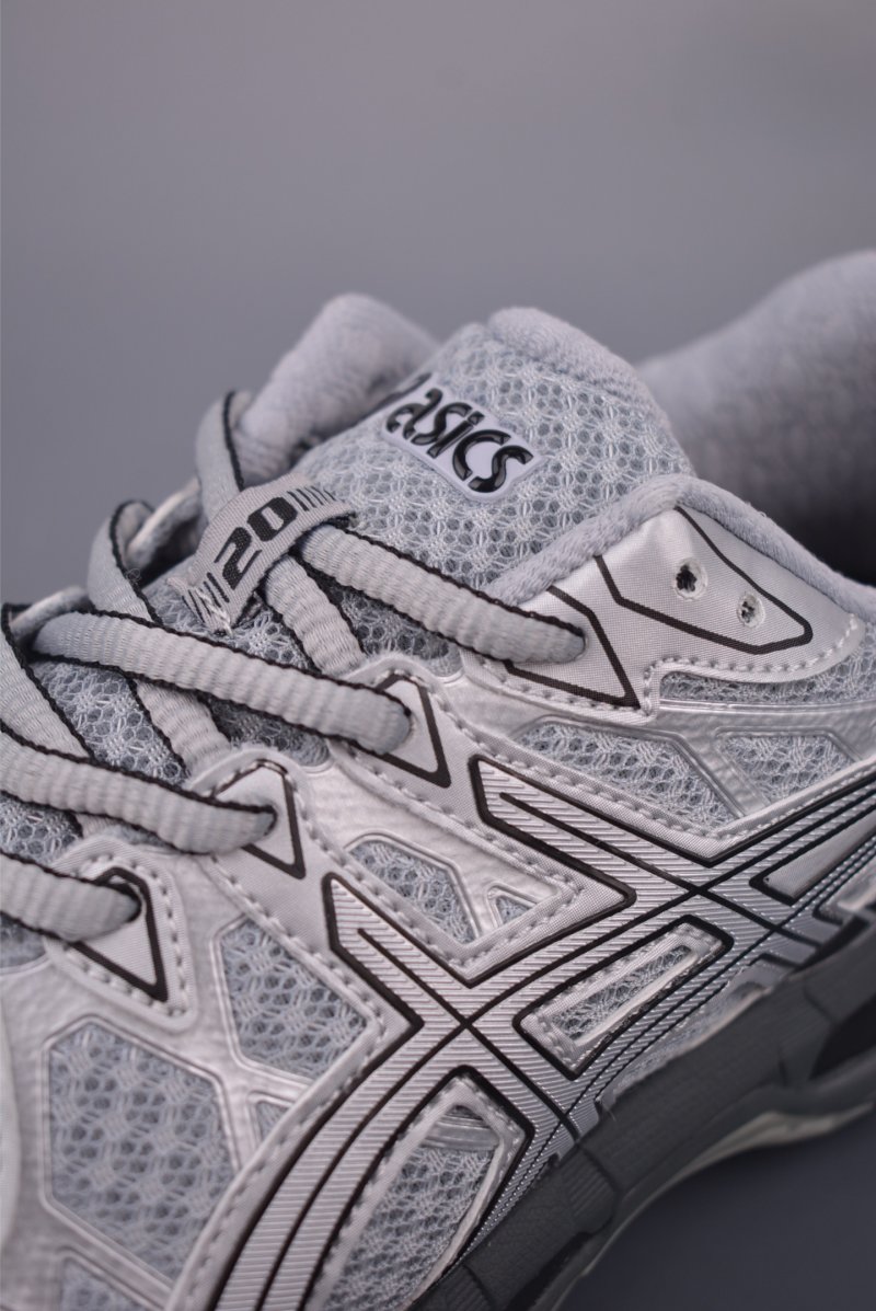 Asics Gel-Kinetic Fluent view