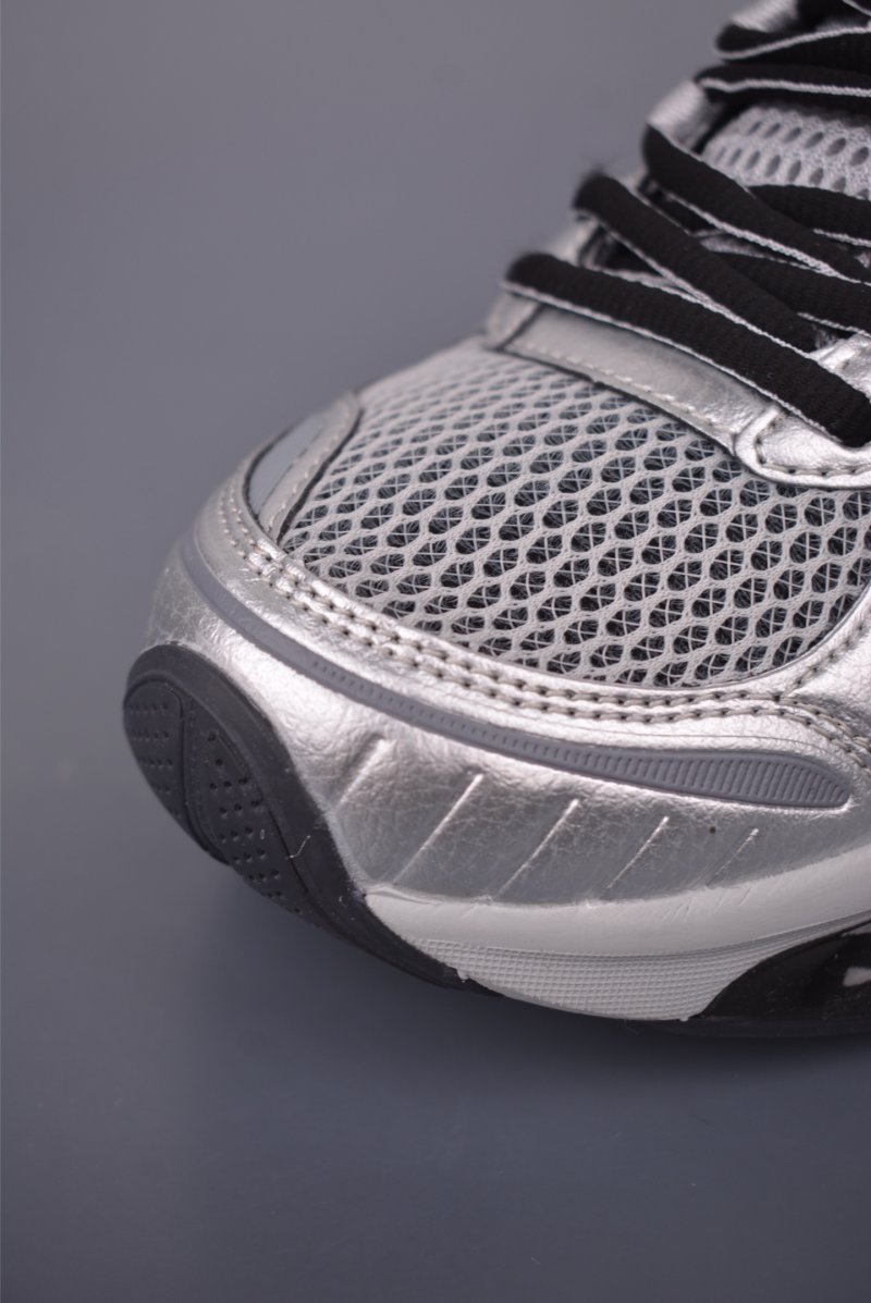 Asics Gel-Kinetic Fluent view