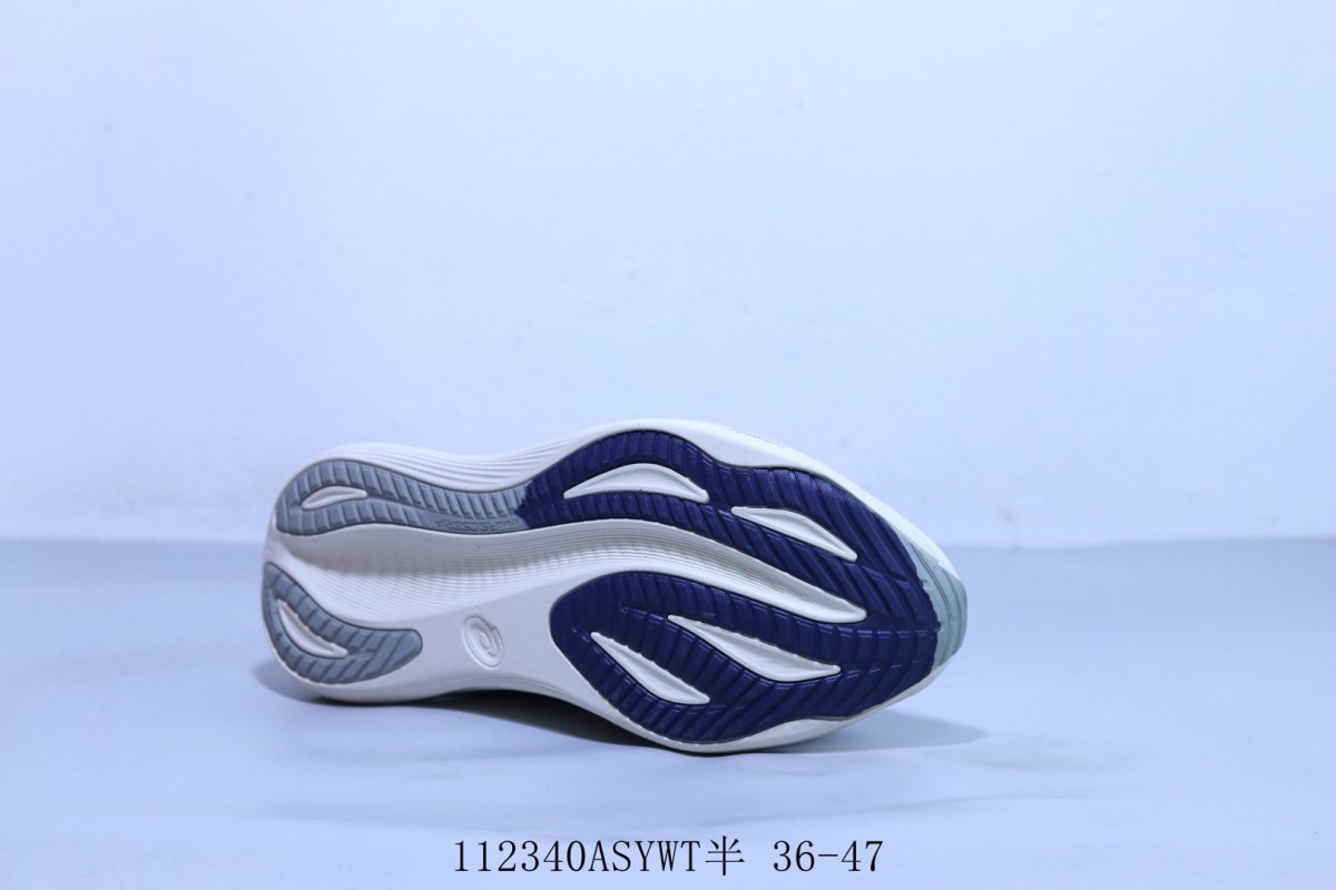 Asics Gel-Nimbus 27 view