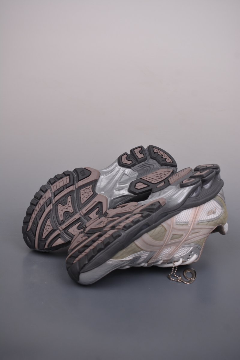 Asics Gel-Nimbus 10.1 view