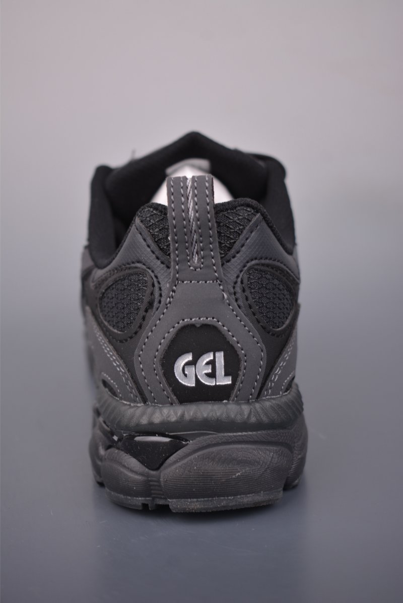 Asics Gel-NYC view