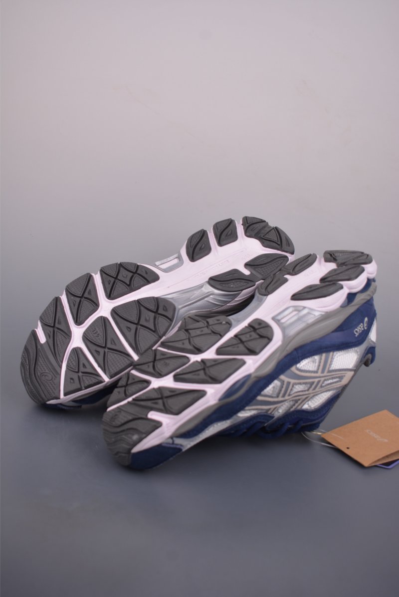 Asics Gel-NYC view