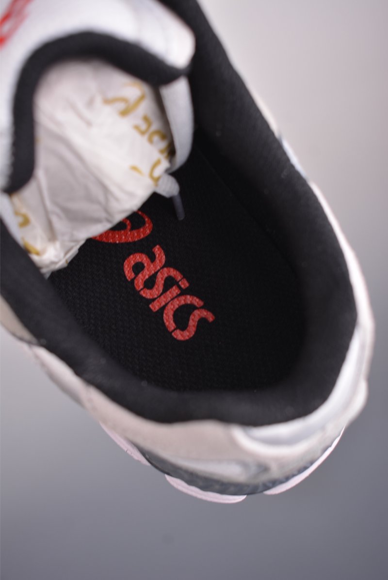 Asics Gel-NYC view