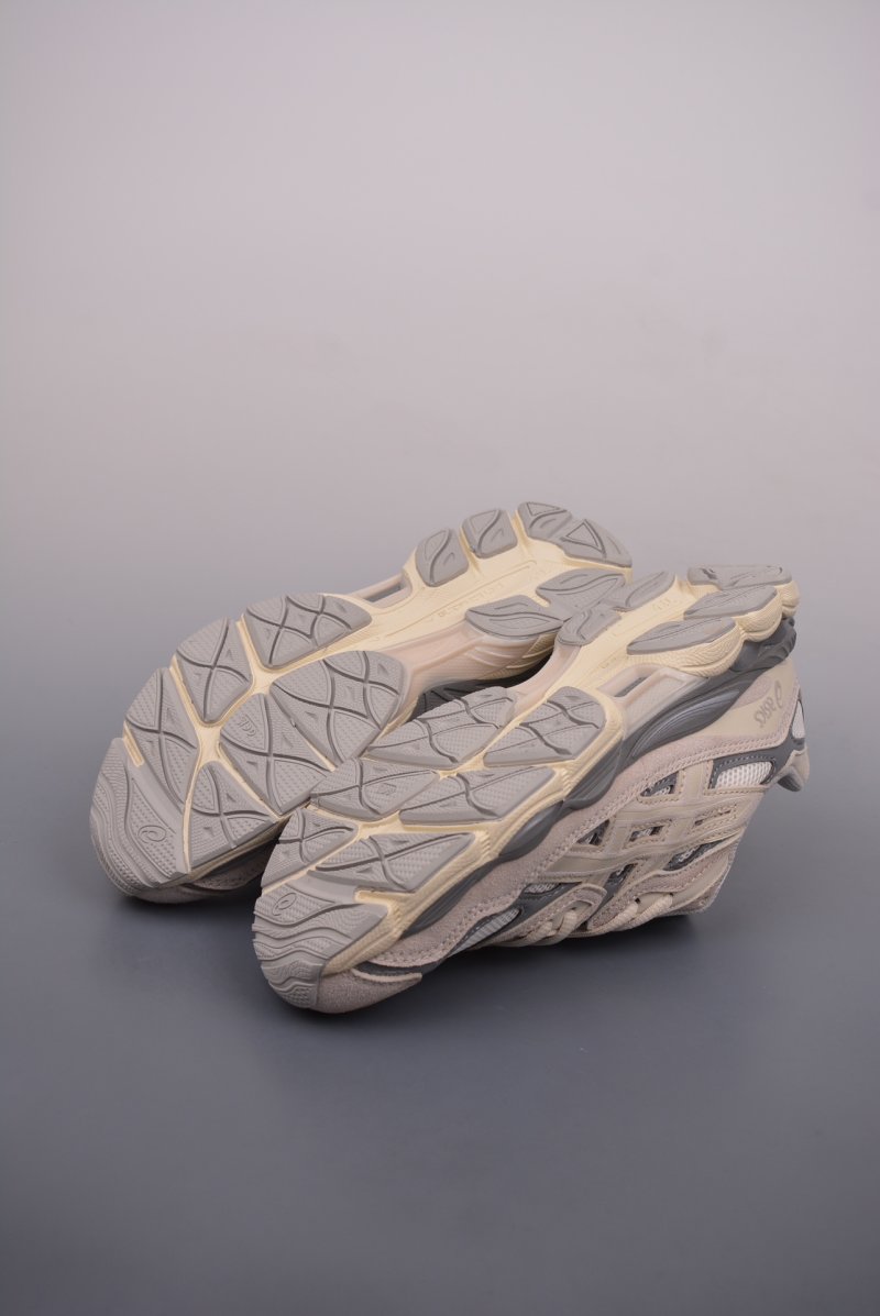 Asics Gel-NYC view
