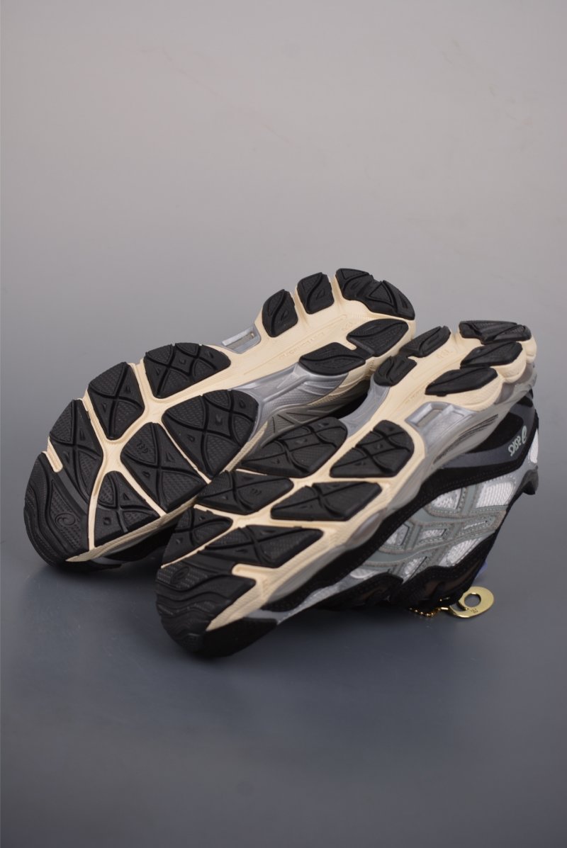 Asics Gel-NYC view