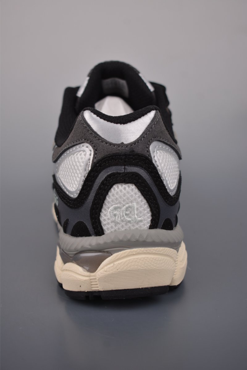 Asics Gel-NYC view