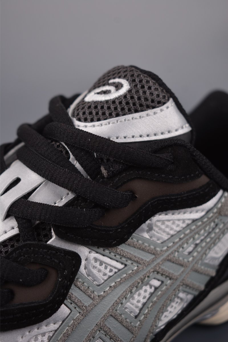 Asics Gel-NYC view