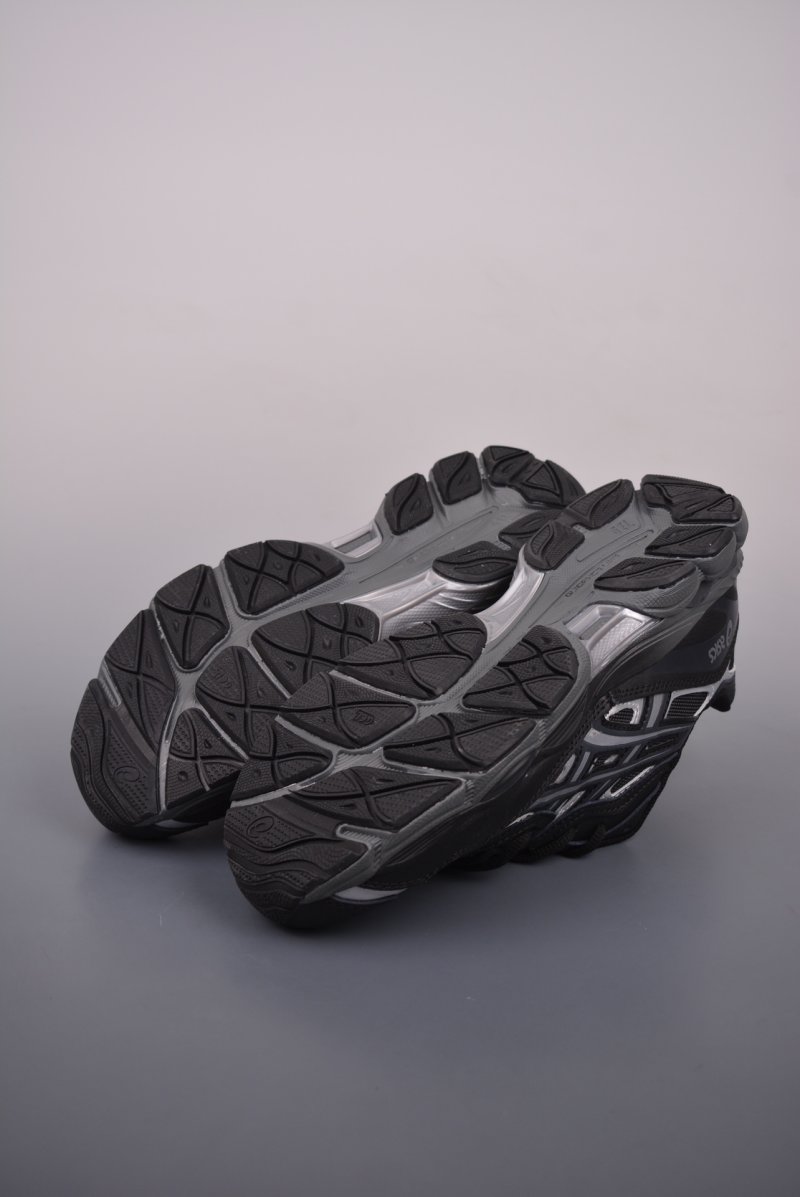 Asics Gel-NYC view