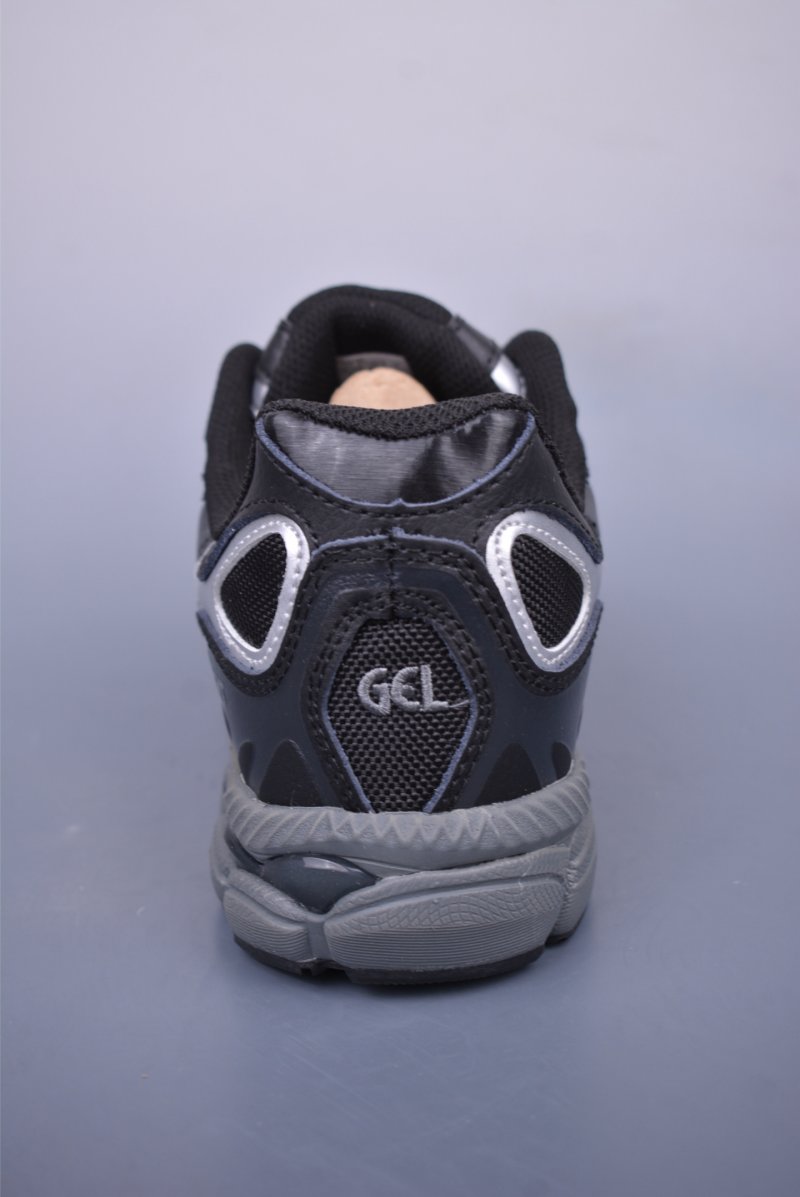 Asics Gel-NYC view