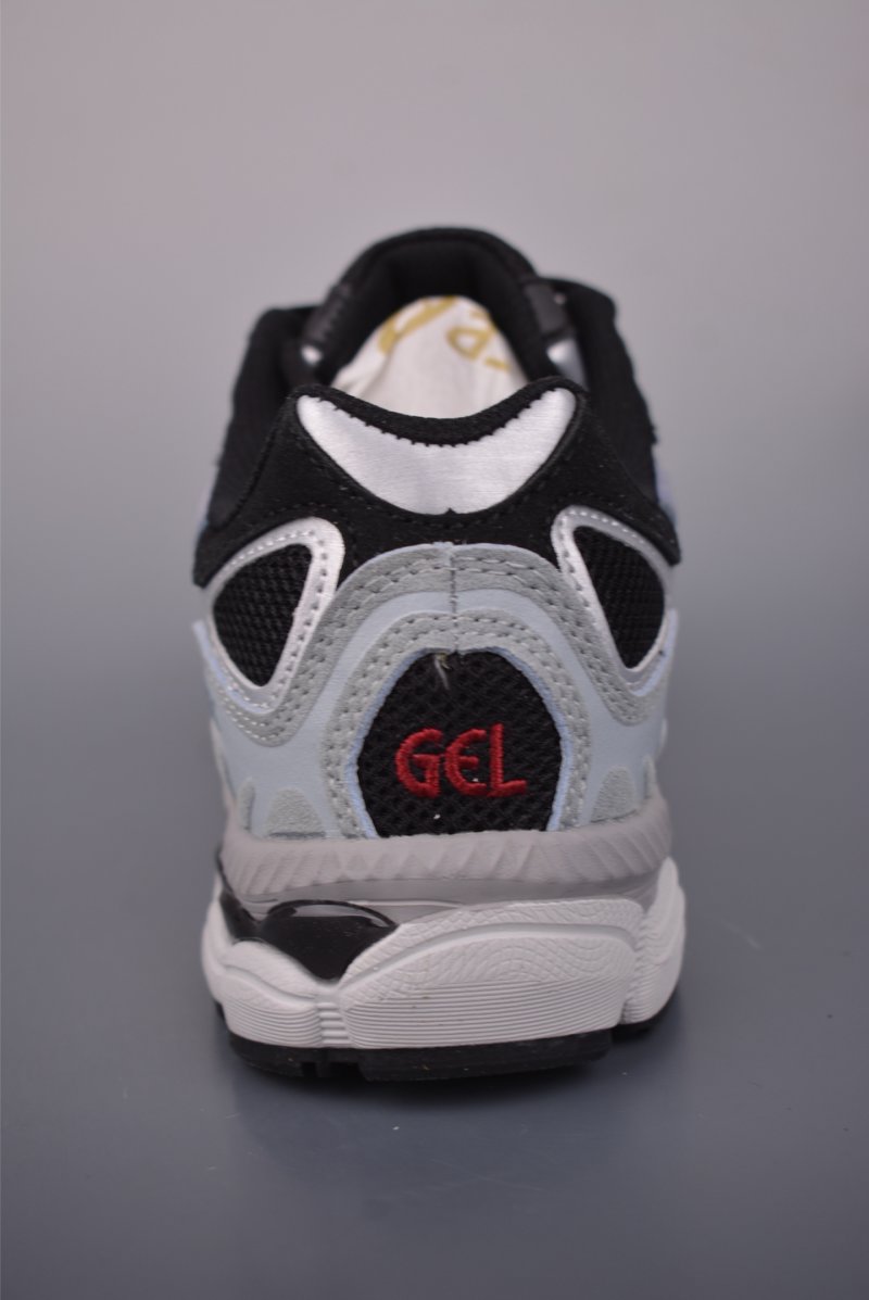 Asics Gel-NYC view