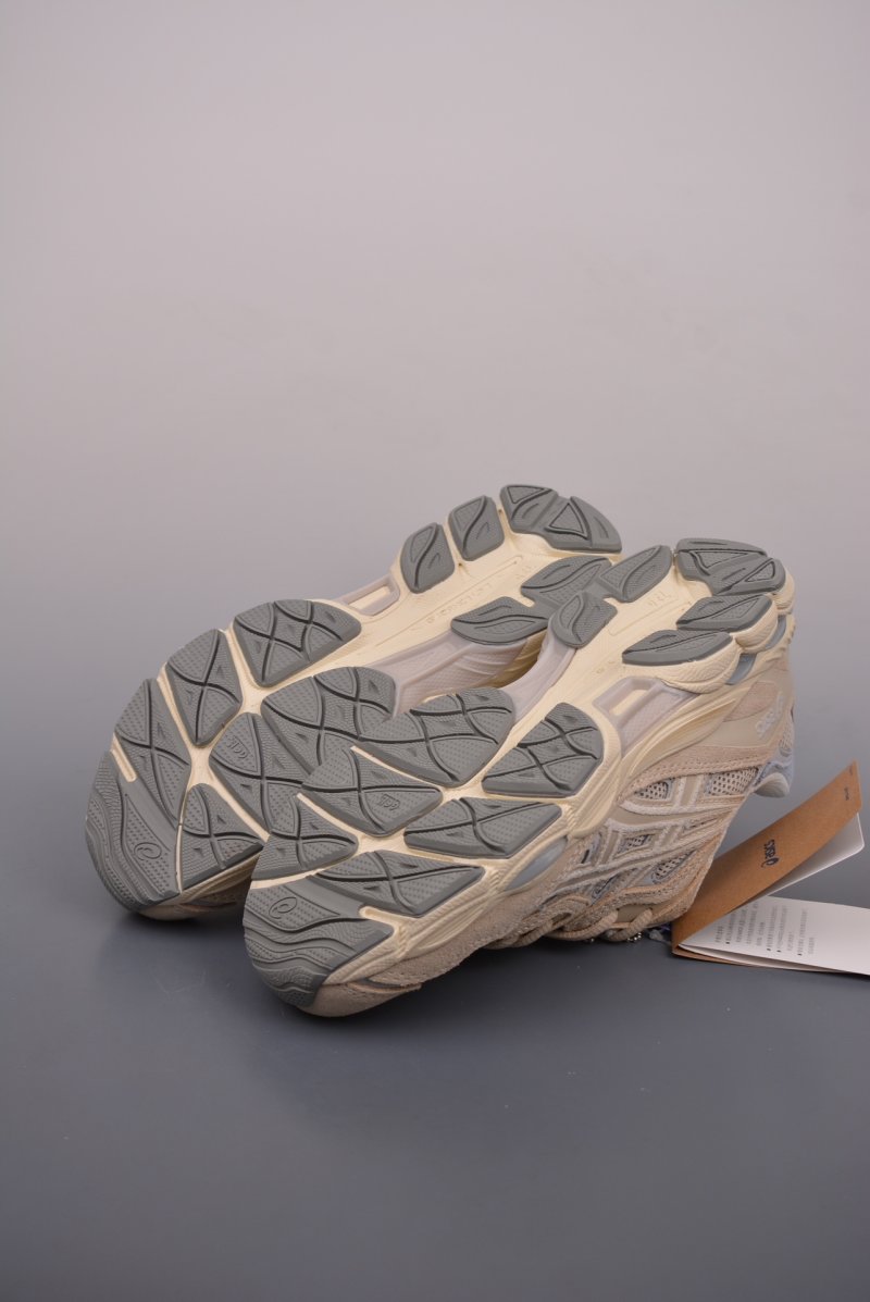 Asics Gel-NYC view