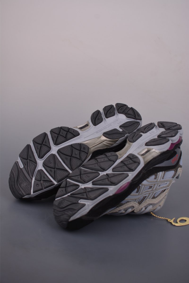Asics Gel-NYC view