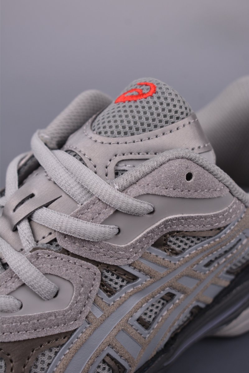 Asics Gel-NYC view