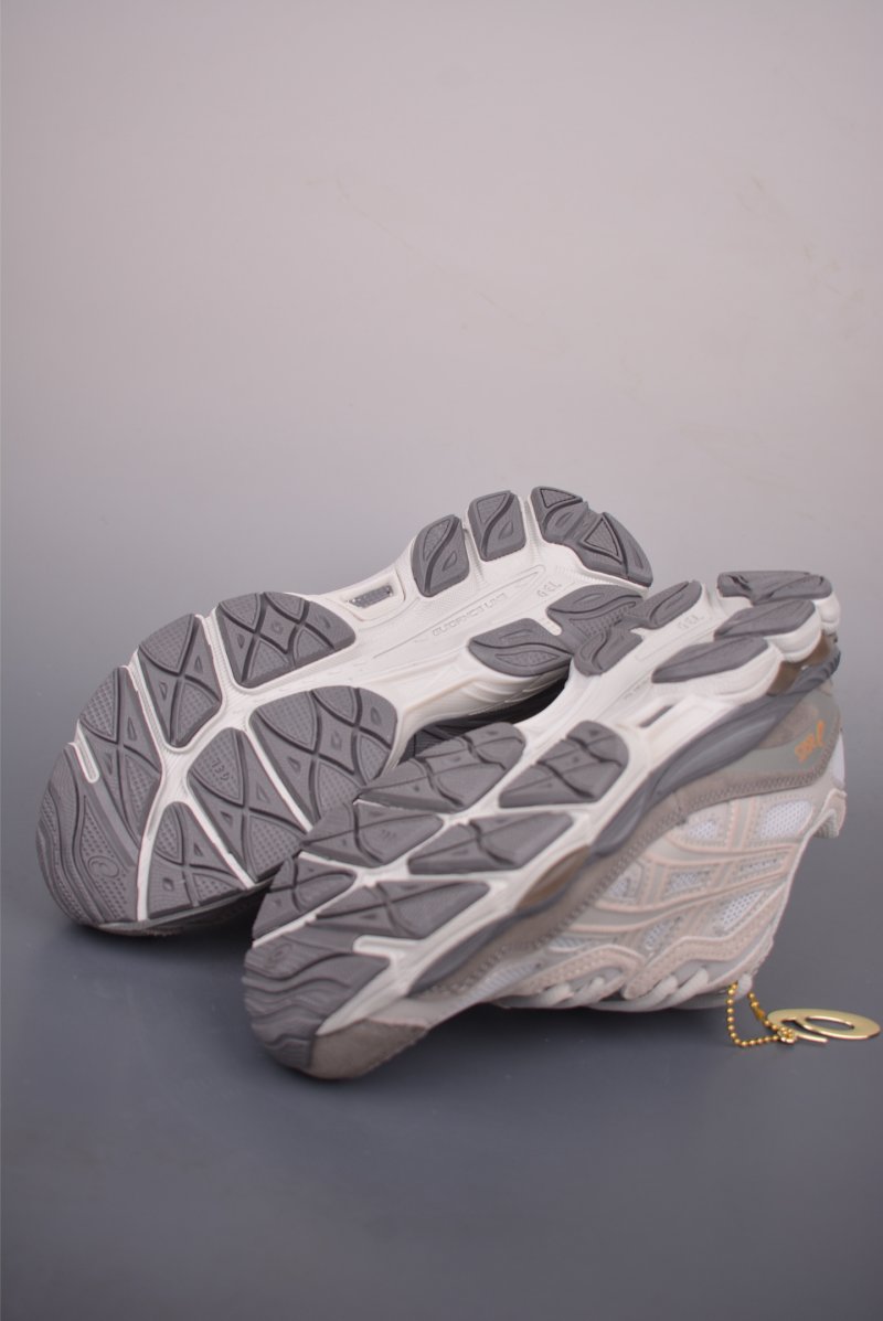 Asics Gel-NYC view