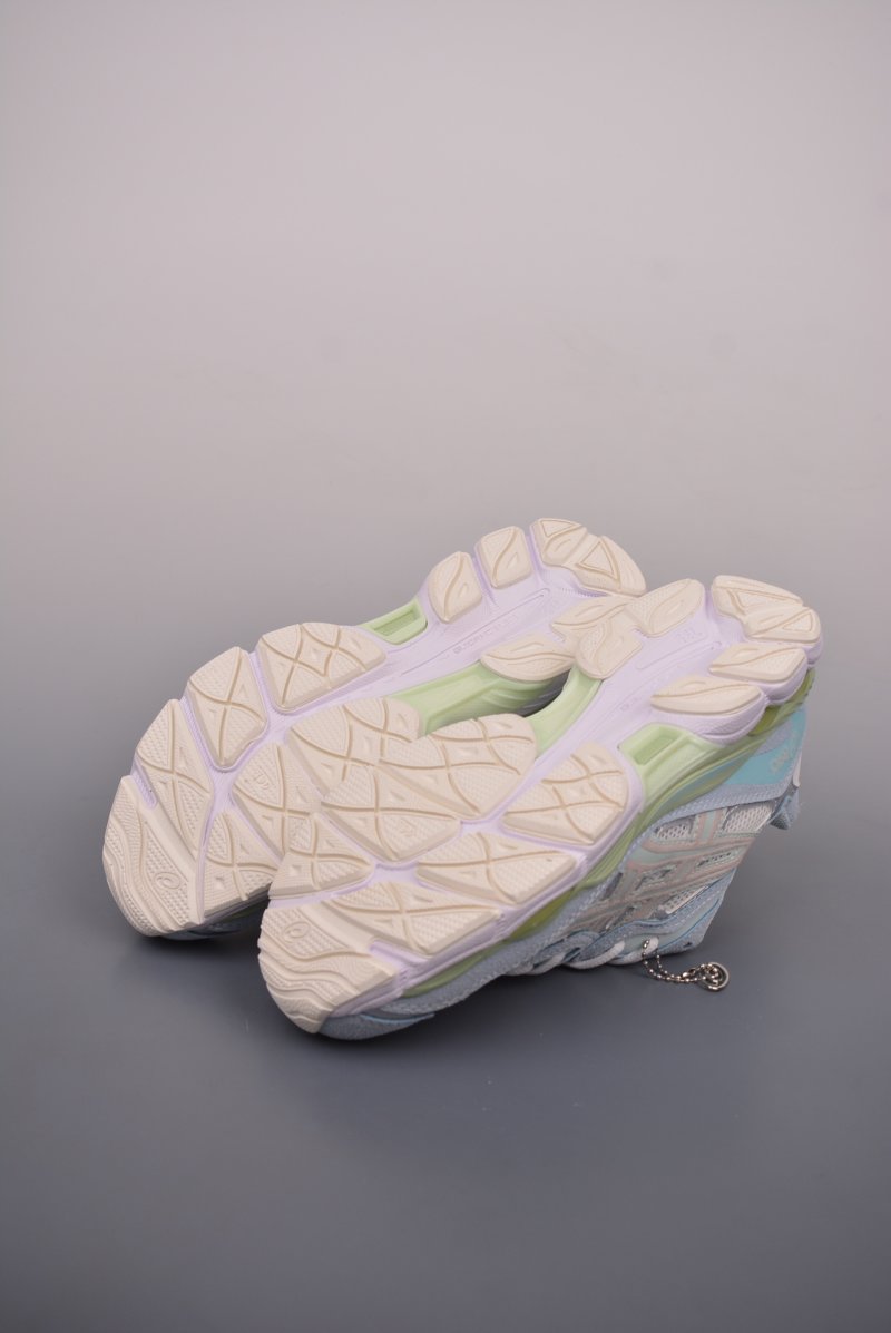 Asics Gel-NYC view