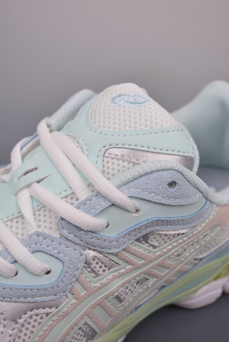 Asics Gel-NYC view