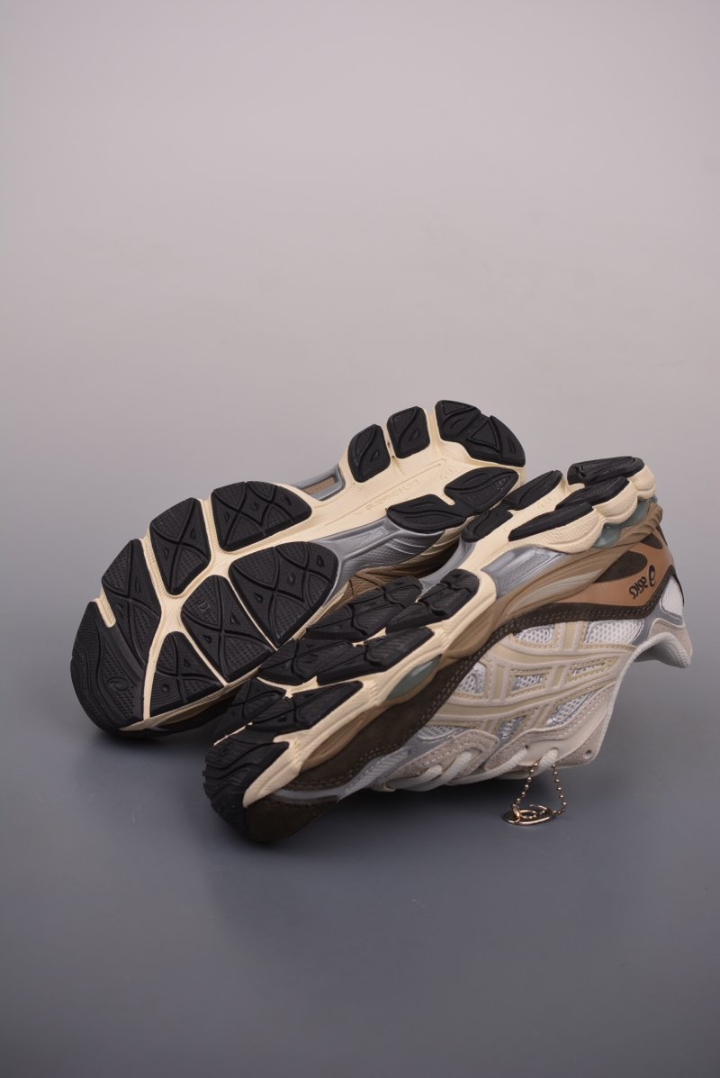 Asics Gel-NYC view